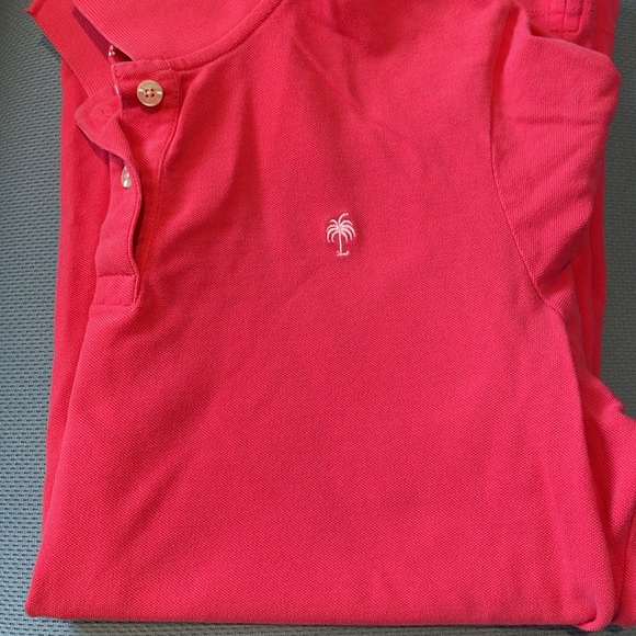 Lilly Pulitzer Women’s Short sleeve 2 button Polo Shirt-Size Large-Salmon color - Picture 1 of 6